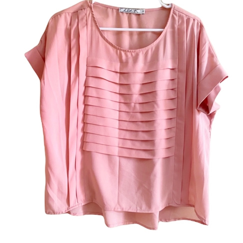 Chloe K Pleated Peach Short Sleeve Blouse Size Small